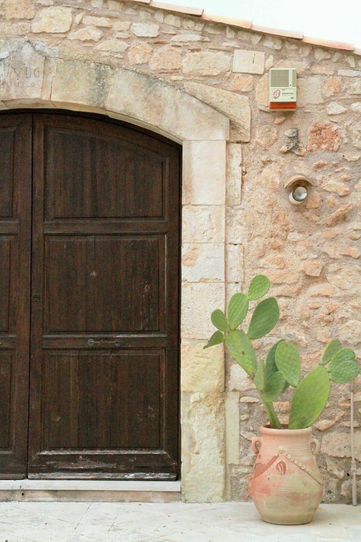 Eremo Madonna Delle Grazie Guest House Авола Екстериор снимка
